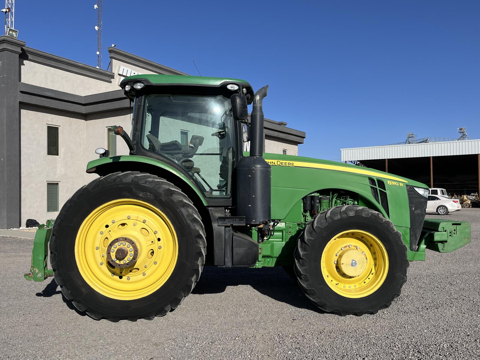 ./imagenes/INVOICE/2019/17674/JOHN DEERE 8310R (5).JPG